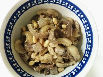 大豆と牛すじの甘辛煮