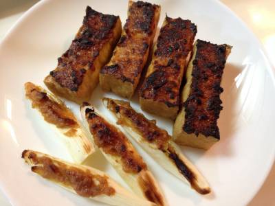 厚揚げの甘酒みそ田楽