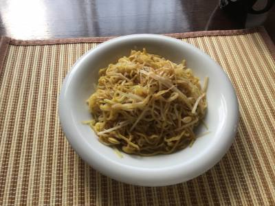 もやしとねぎの焼きそば