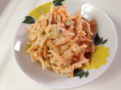 春にんじんとツナのサワークリームサラダ