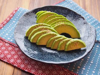 かつおアボカド