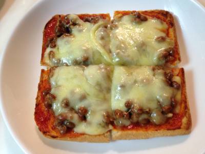 納豆ピザトースト