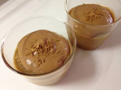 黒糖のふわふわ淡雪かん