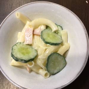 マカロニサラダ
