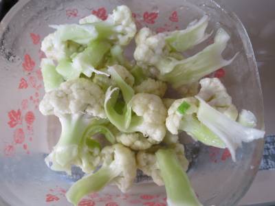 カリフラワーのドレッシングマリネ