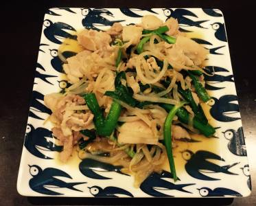 豚バラともやしのしょうゆ炒め