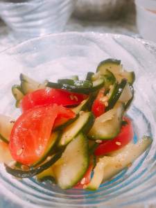 ズッキーニとトマトのあえ物