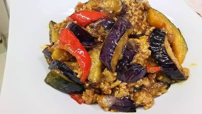 なすとひき肉のピリ辛炒め