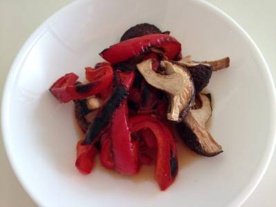 焼きしいたけとパプリカの簡単南蛮漬け