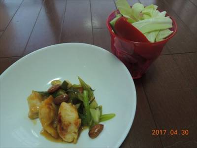 鶏とカシューナッツの炒め物