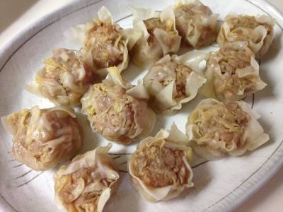 塩キャベツたっぷりのシューマイ