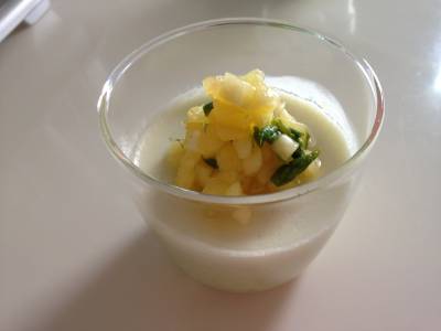 アスパラガスとパイナップルのムース