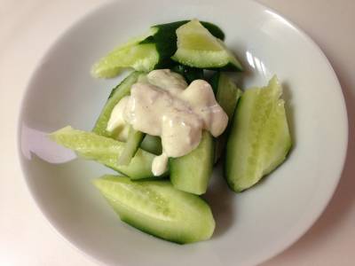 梅マヨきゅうり