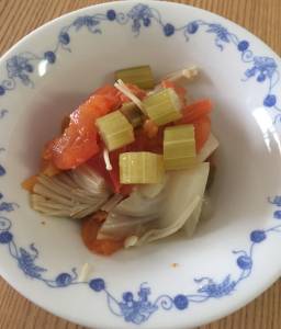 豚肉とセロリのトマト煮