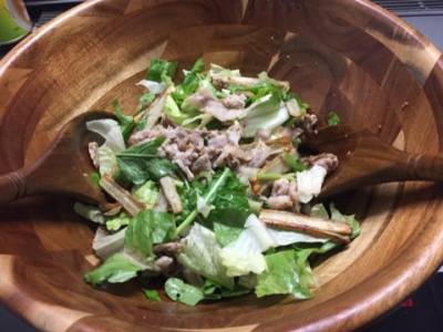 焼きごぼうと豚肉のサラダ仕立て