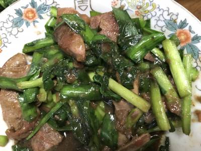 にらレバいため