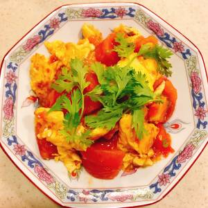 卵とトマトの炒め物