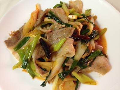 豚肉とねぎの回鍋肉（ホイコーロー）