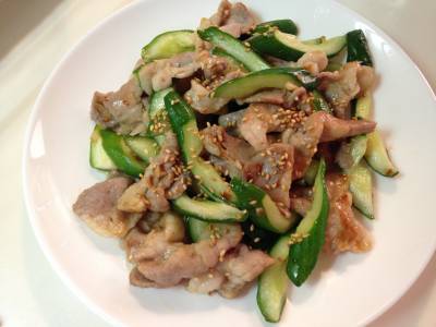 きゅうりと豚肉の香り炒め