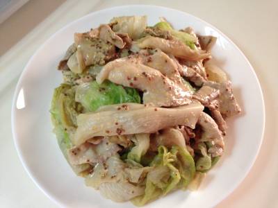 豚肉とレタスのごまだれ