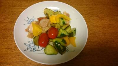 きゅうりと鶏肉の甘酢炒め