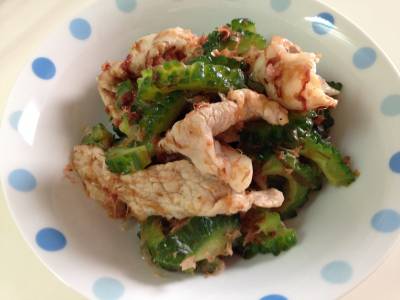 ゴーヤーと豚肉のおかかじょうゆ
