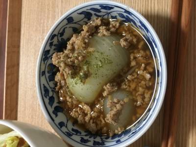 新たまねぎの丸ごと煮