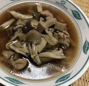 きのこスープ鍋
