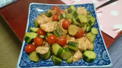 きゅうりと鶏肉の甘酢炒め