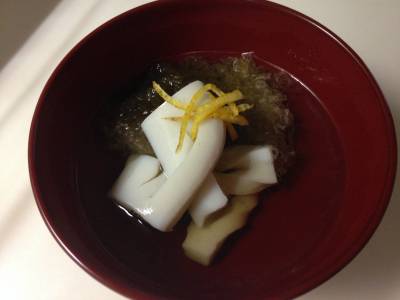 とろろ昆布の吸い物