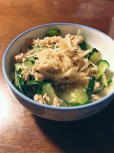 きゅうりの甘酢サラダ