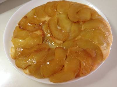 りんごのカラメルホットケーキ