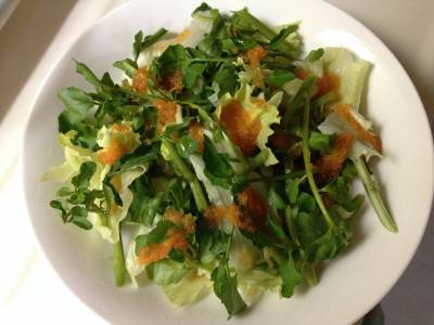 クレソンとレタスのちぎりサラダ