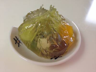 甘納豆入りフルーツかんの茶巾絞り