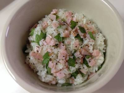 ハムとパセリのライスサラダ