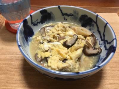 しいたけとちくわの卵とじ