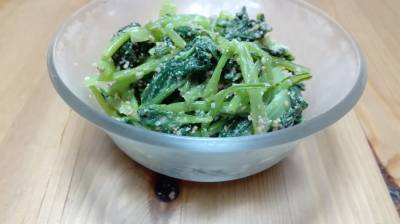 小松菜のごま酢あえ