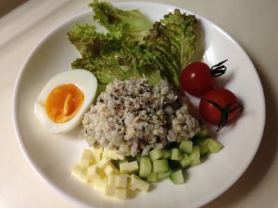 雑穀ライスサラダ