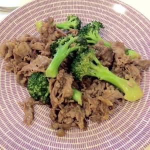 ブロッコリと牛肉のオイスターソース炒め
