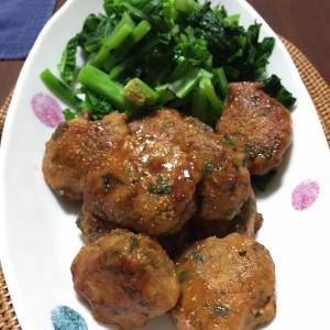 鶏だんごの照り煮