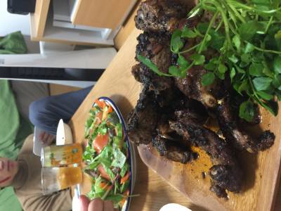 スパイシースペアリブ