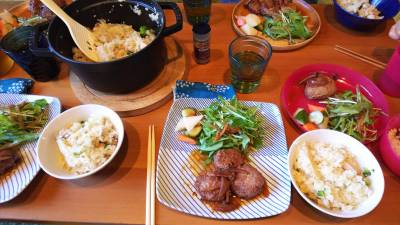 煮込みハンバーグ