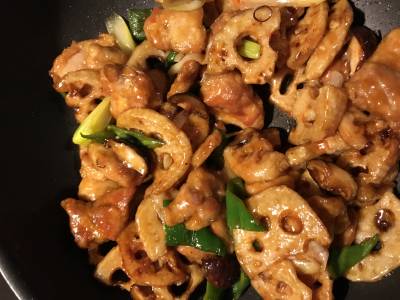 れんこんと鶏肉のピリ辛炒め