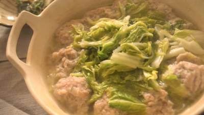 白菜と肉だんごの煮物
