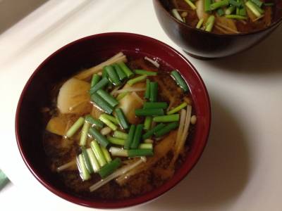 さつま揚げとえのきだけのみそ汁