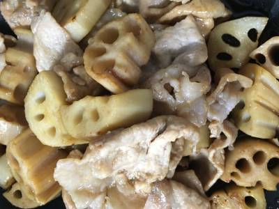 豚肉とれんこんの炒め煮