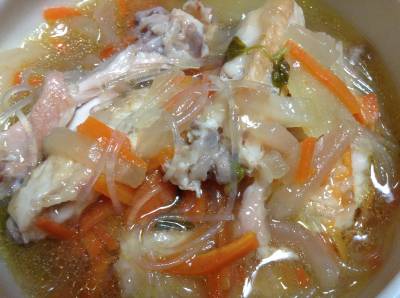 鶏手羽と春雨のコクうま鍋