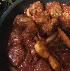 ミートボールのトマト煮込み