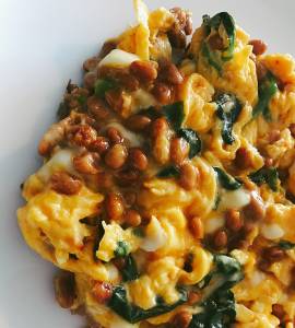 納豆のオープンオムレツ