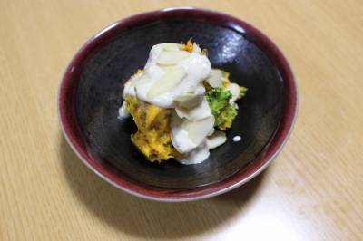 かぼちゃとブロッコリーのアーモンドサラダ